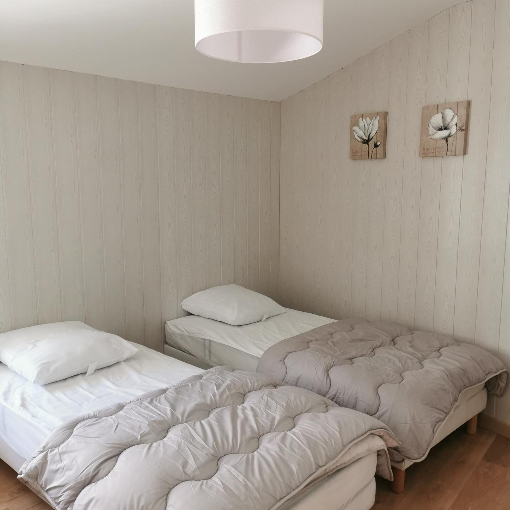 Maisondeville_Le_Cent_Un アングレーム エクステリア 写真